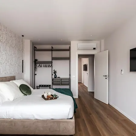 Appartamento The Rent - Spacious Three-bedroom Flat In The San Giovanni Area