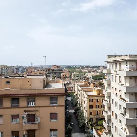 Appartamento The Rent - Spacious Three-bedroom Flat In The San Giovanni Area *